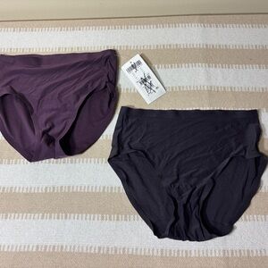 Set of Two Purple Seamless Underwear